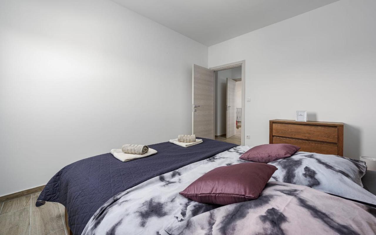 Apartments Valeria Divšići المظهر الخارجي الصورة