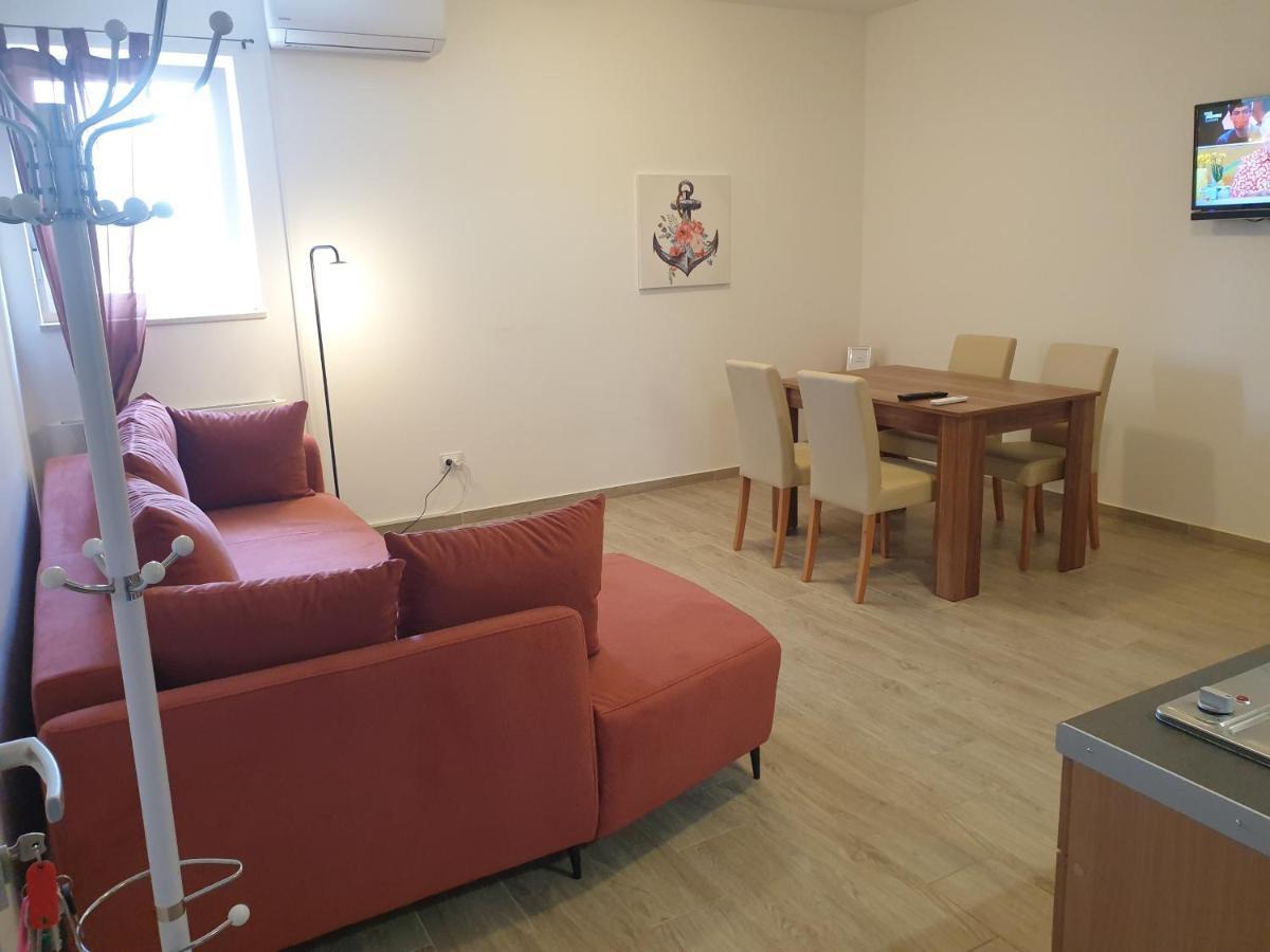 Apartments Valeria Divšići المظهر الخارجي الصورة